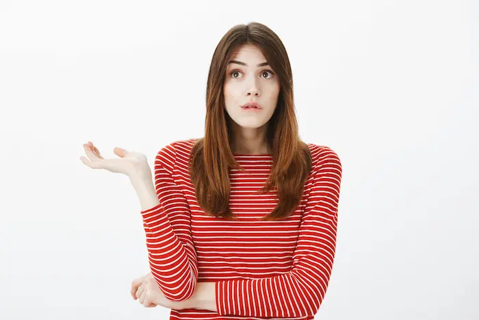 mujer en duda porque no sabe si esta enamorada o siente amor