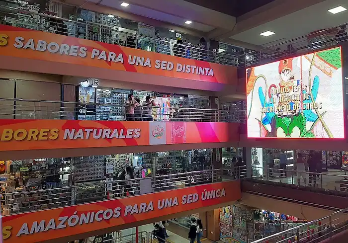 centro comercial ideal para personas con gustos en la cultura asiática, anime y más 