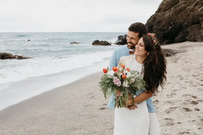 Pedir matrimonio de forma romántica en la playa