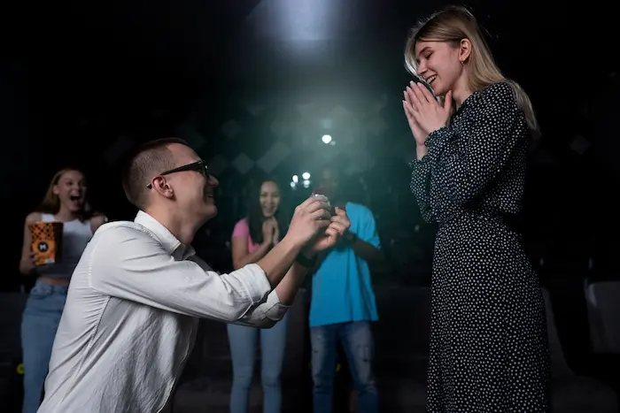 Propuesta de matrimonio en un evento especial